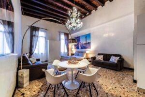 Ca' Sant'Angelo apartments a Venezia