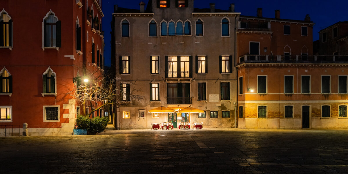 Choosing a Family Apartment in Venice. Ca' Sant'Angelo apartments Palace www.casantnagelo.com